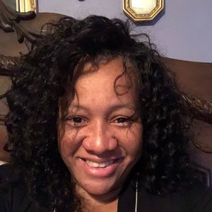 Meet your Posher, Rose